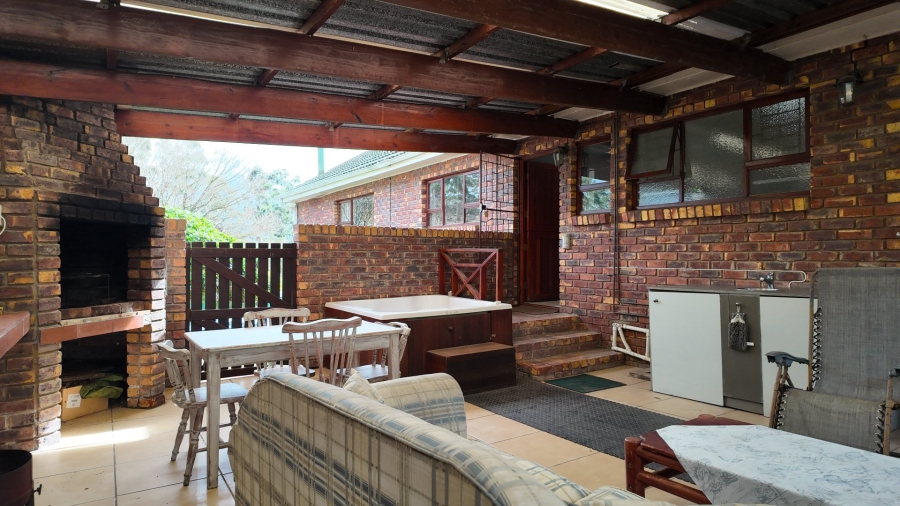 4 Bedroom Property for Sale in Heather Park Western Cape